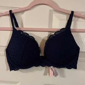 NWT Victoria's Secret Dream Angels Push-up Sz 34B in Navy Lace Bra